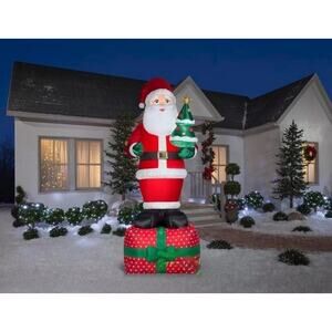 10' GEMMY SANTA CLAUS STANDING ON PRESENT Airblown Lighted Yard Inflatable